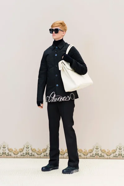 Look 25